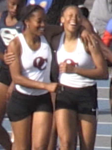 2015-05-23-31-D4 (Happy team)