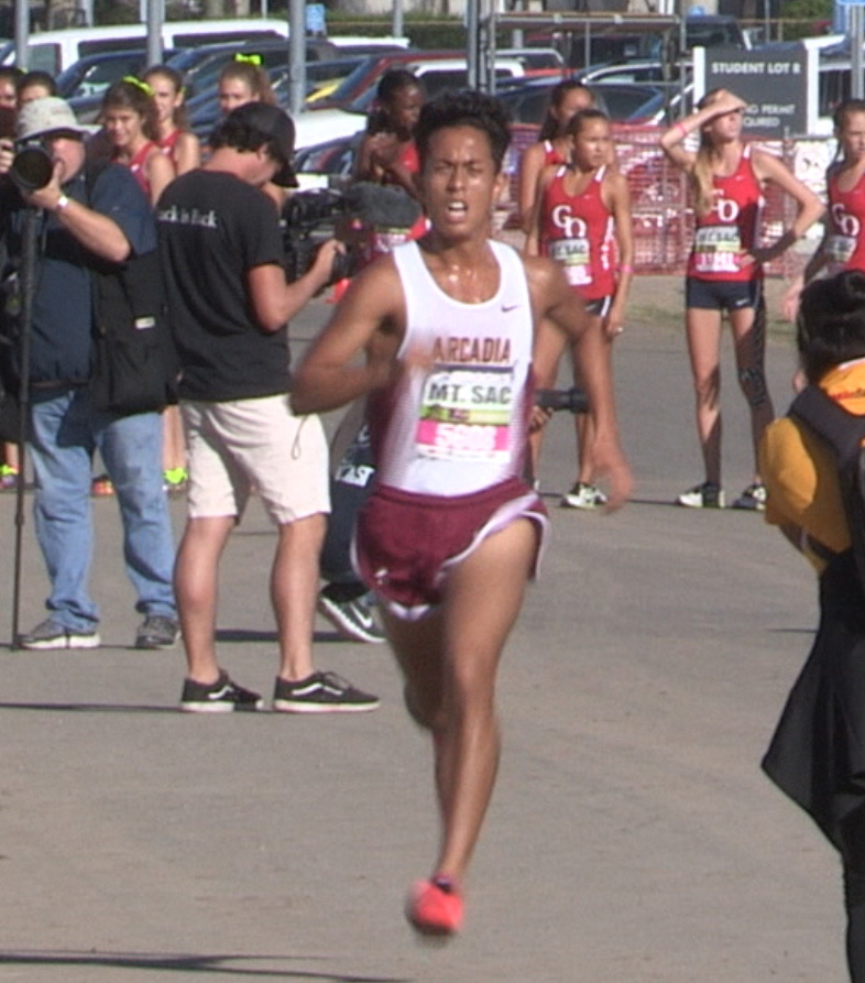 2015-10-24 - Frame Grab - 060-5 (Rocha at Crossover)